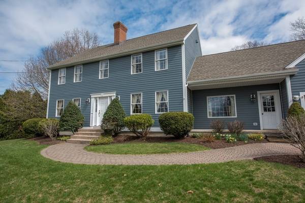 120 Mountain View Dr, Belchertown, MA 01007