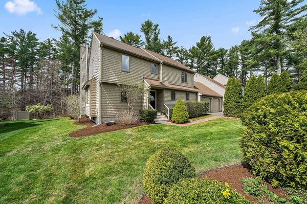 70 Trout Farm Ln, Duxbury, MA 02332