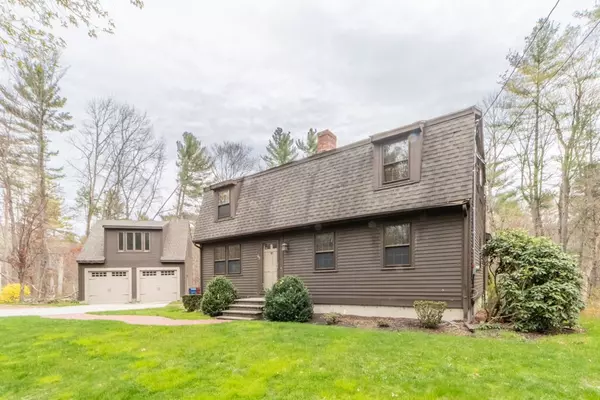 48 Davis Rd, Tyngsborough, MA 01879