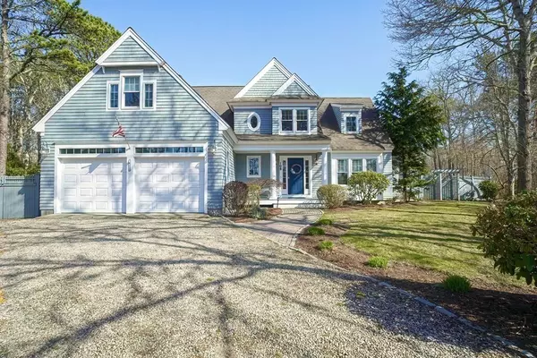 Mashpee, MA 02649,108 Waterline Dr S