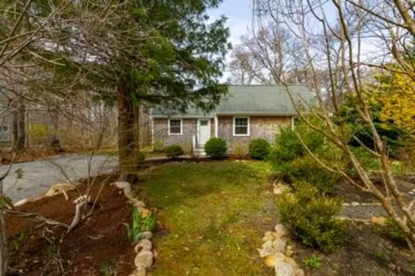 Tisbury, MA 02568,50 Lantern Lane