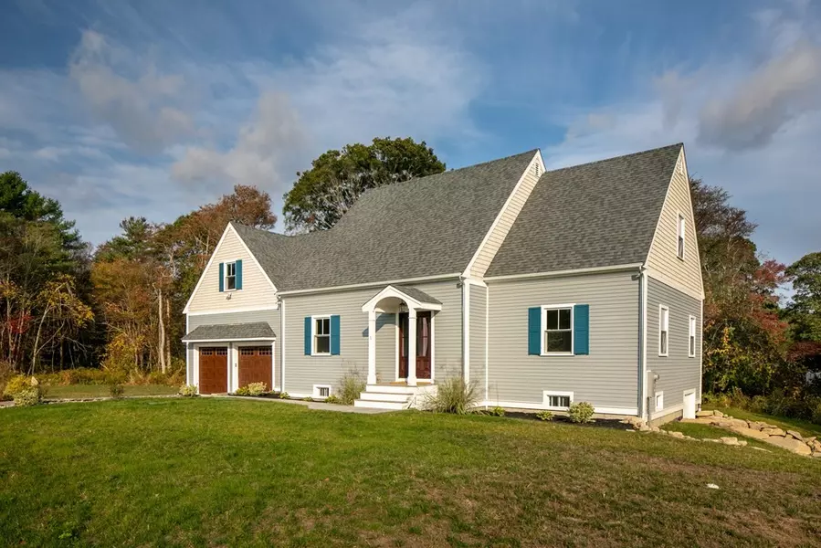 5 Appaloosa Ln, Mattapoisett, MA 02739