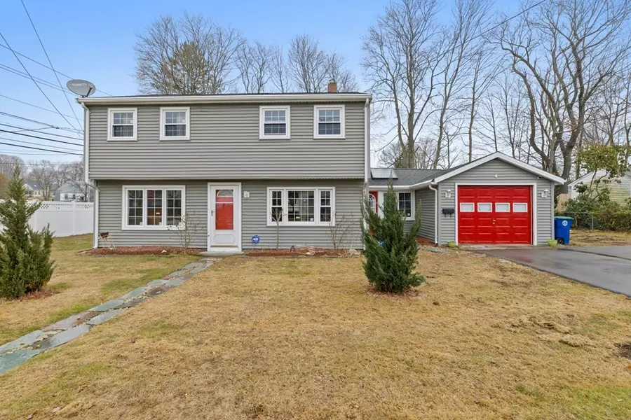 4 Lake, Braintree, MA 02184