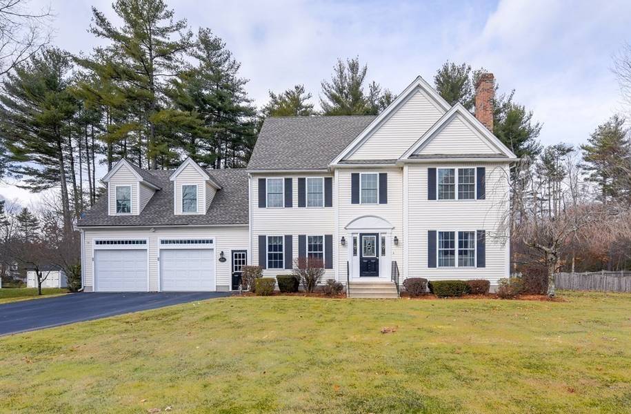 8 Catherines Way, Shirley, MA 01464