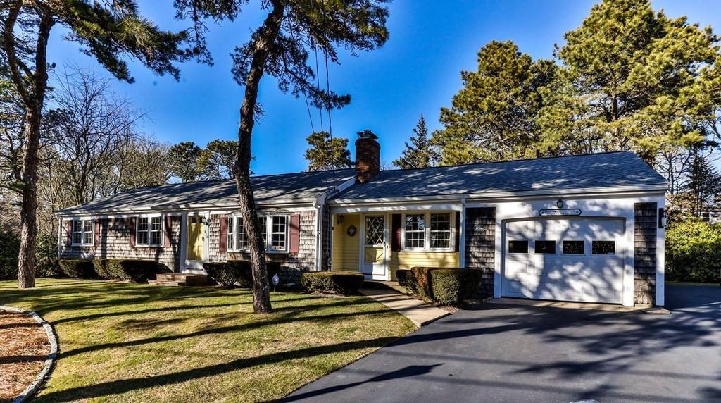 854 Queen Anne Rd, Harwich, MA 02645