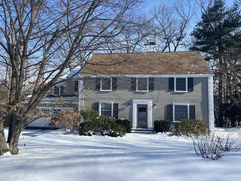 8 Lincoln Circle, Wellesley, MA 02481