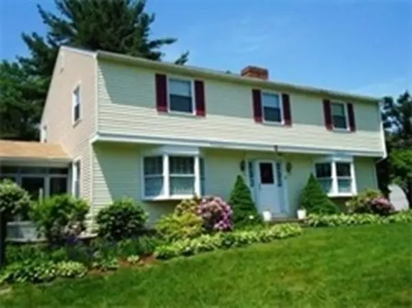 9 Oakridge Cir, Ware, MA 01082