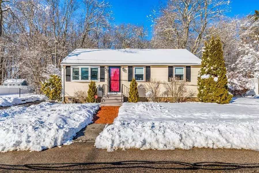 26 Roseen Road, Holbrook, MA 02343