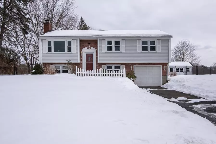 521 S West St, Agawam, MA 01030