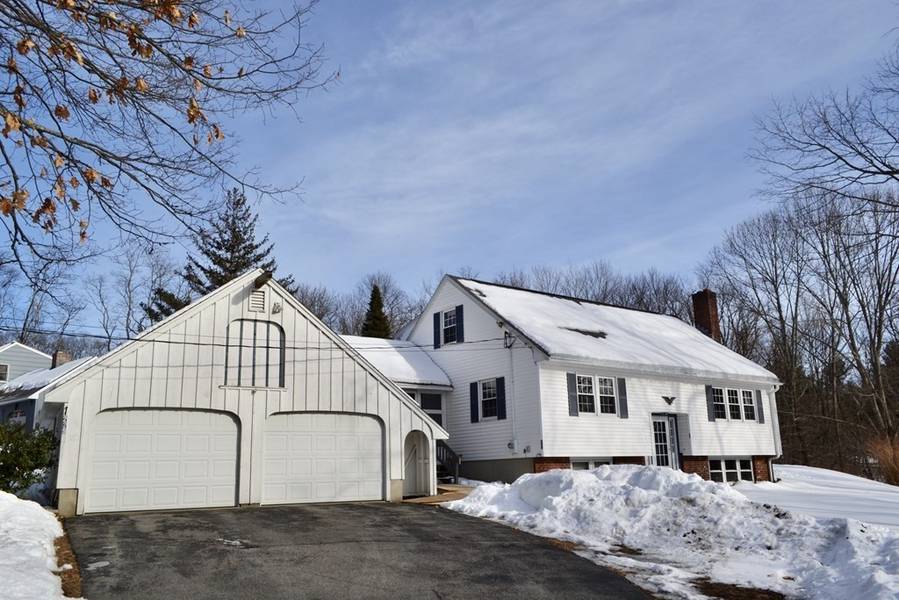 229 Center, Groveland, MA 01834