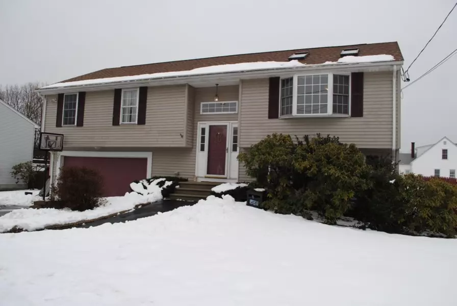 5 Morning Way, Cumberland, RI 02864