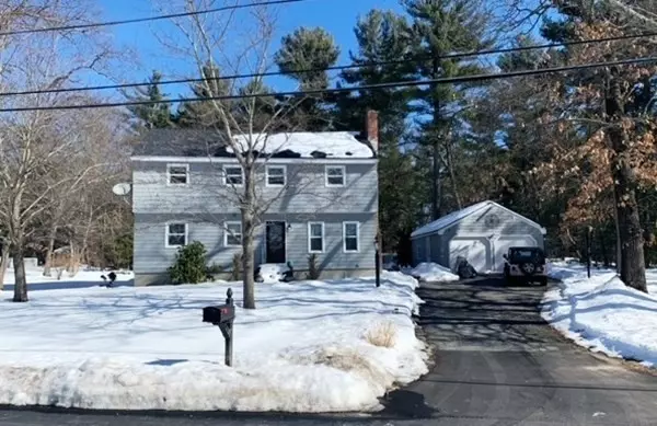 40 Russet Rd, Billerica, MA 01821