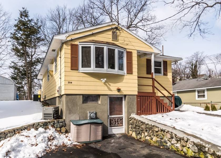 294 Lincoln St, Waltham, MA 02451