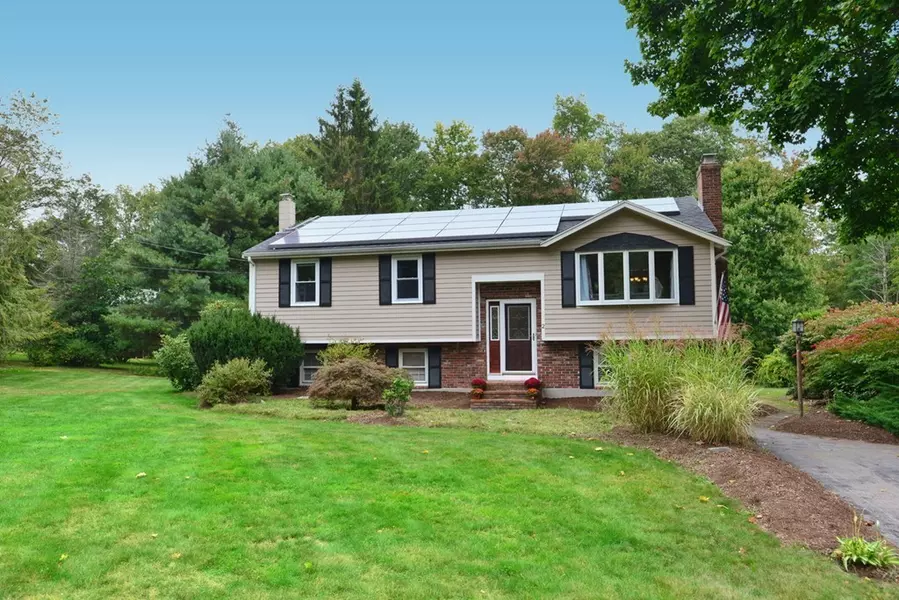 2 Jackson St, Norton, MA 02766