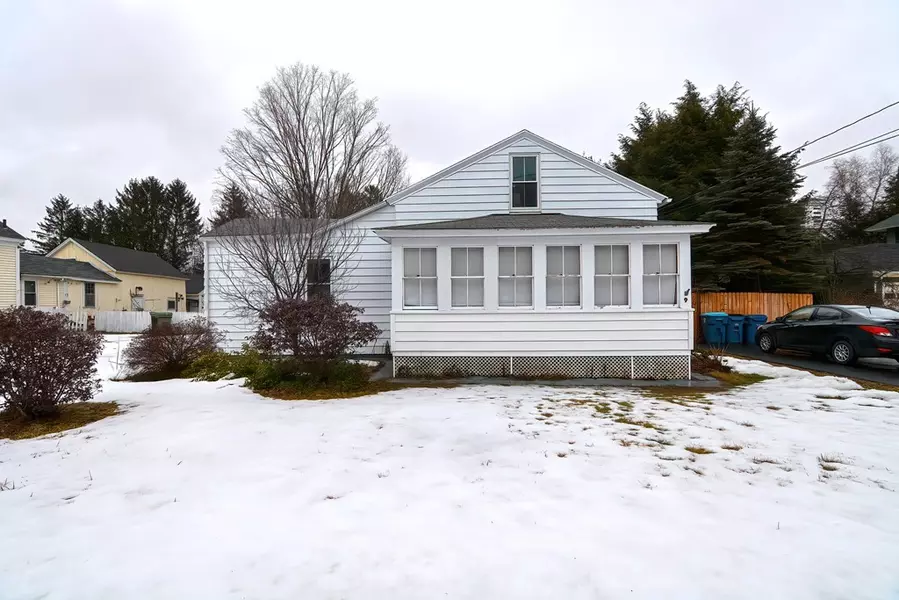 9 Chapman Ave, West Brookfield, MA 01585