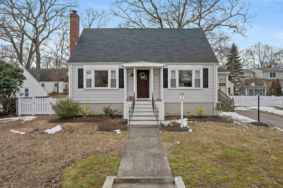 71 Winthrop Ave, Braintree, MA 02184