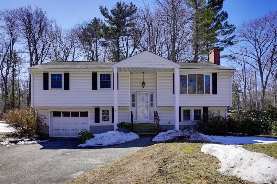 41 Westwood St, Burlington, MA 01803