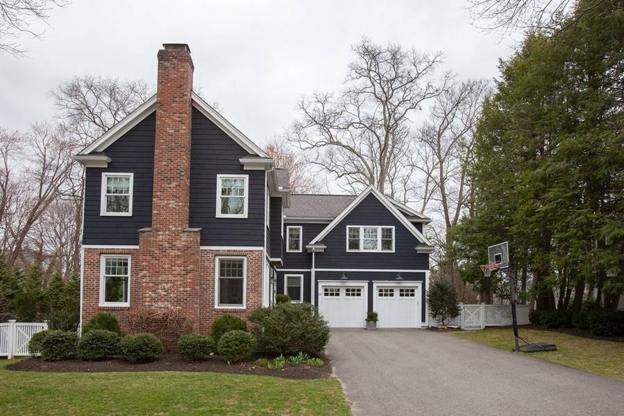 39 Crown Ridge Road, Wellesley, MA 02482