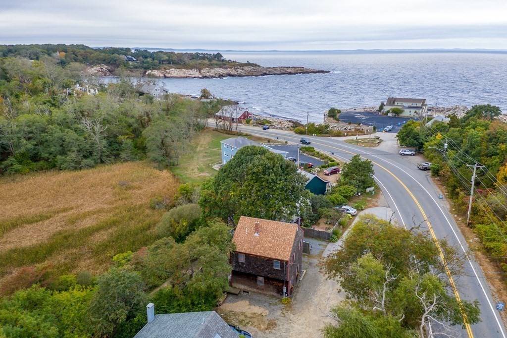 334 Granite St, Rockport, MA 01966