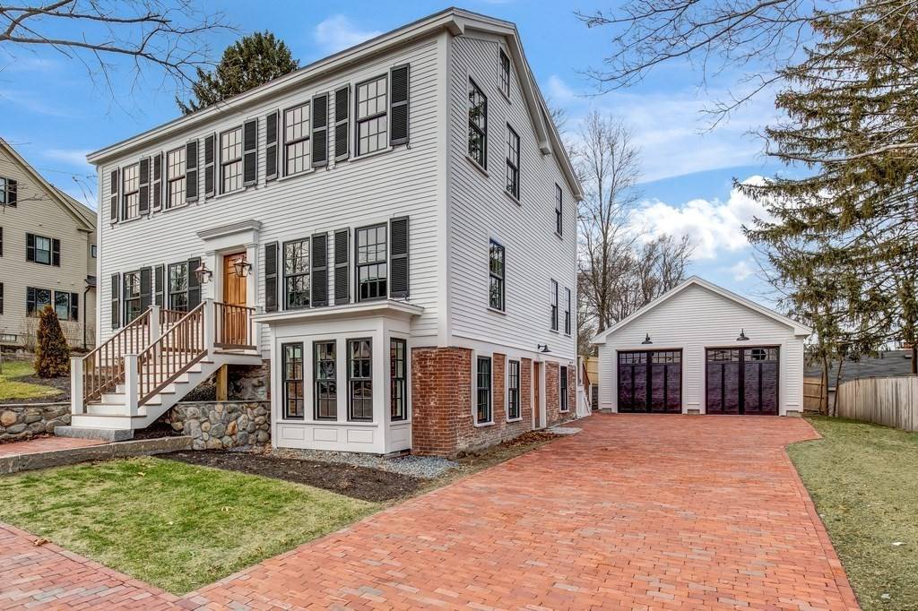 20 Ashland St, Newburyport, MA 01950