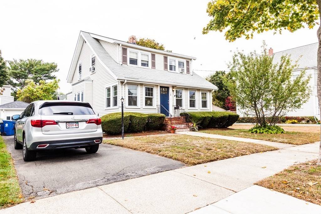 Wakefield, MA 01880,18 Greenwood Avenue