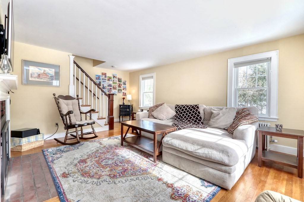 Westwood, MA 02090,20 Lull Street