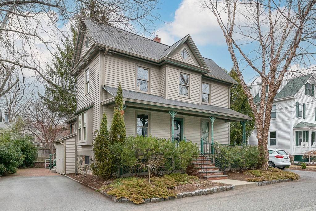 4 Jackson Court, Lexington, MA 02421