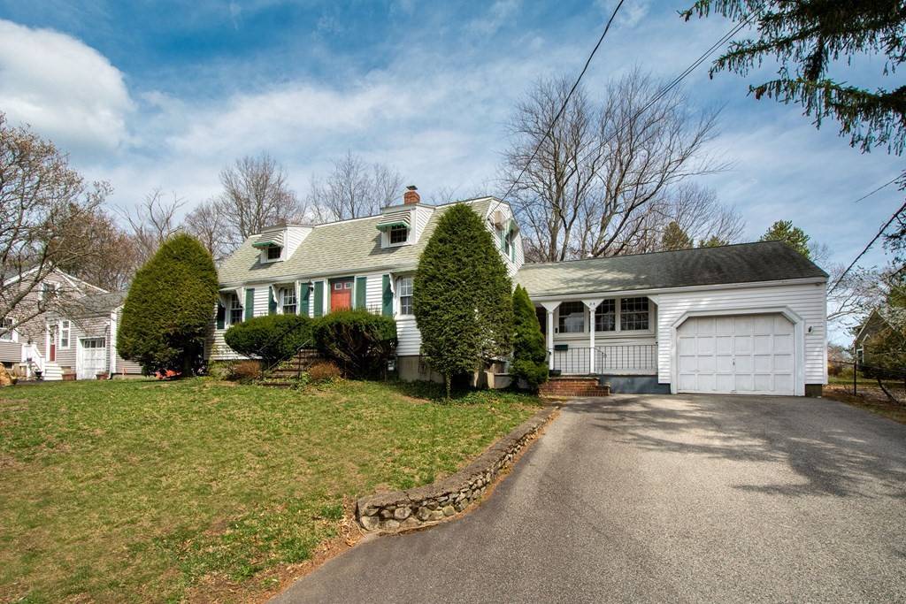 84 Sutton St, Weymouth, MA 02188