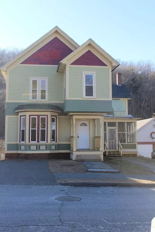 Monson, MA 01057,13 Green St