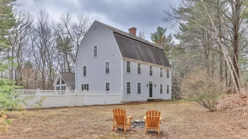 Groton, MA 01450,3 Hidden Valley Rd