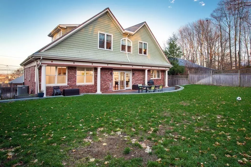 Brookline, MA 02446,100 Jordan