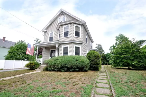 252 Commonwealth Ave, Concord, MA 01742