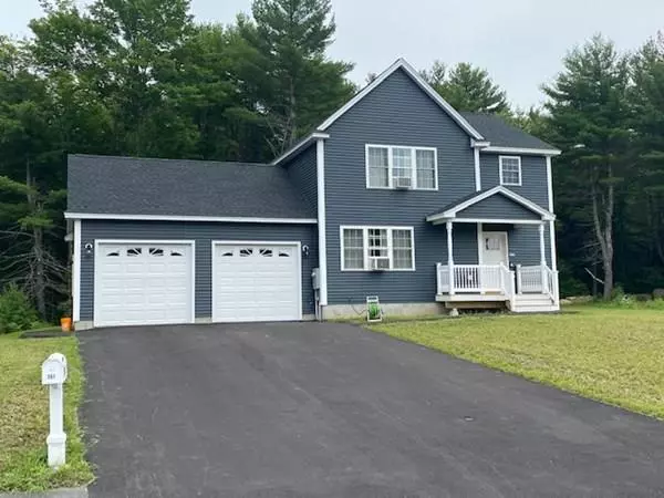 34 Tolman Ave, Leominster, MA 01453