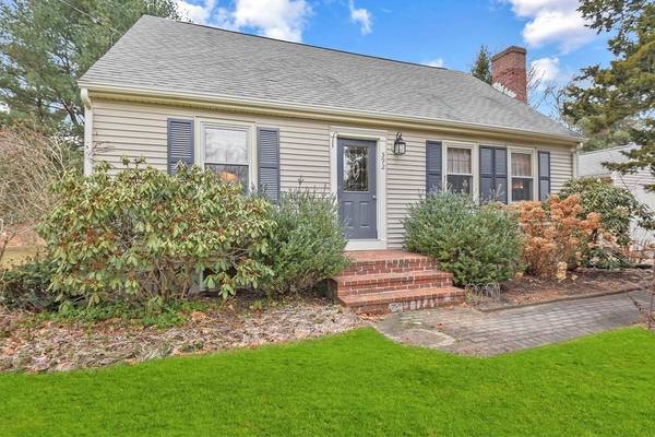 592 Edgell Rd, Framingham, MA 01701