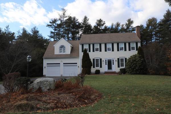 51 Saddleworth Way, Middleboro, MA 02346