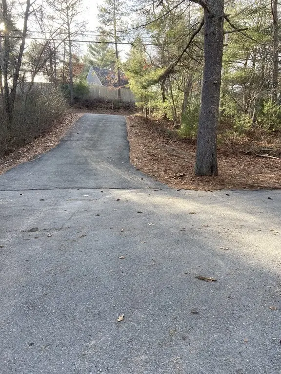 1098 Long Pond Rd, Plymouth, MA 02360