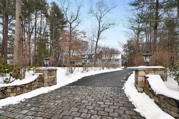 Concord, MA 01742,111 Deer Grass Ln