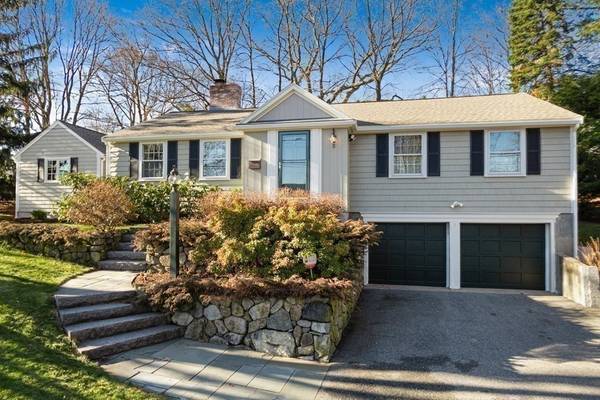 5 Willowdale Rd, Winchester, MA 01890