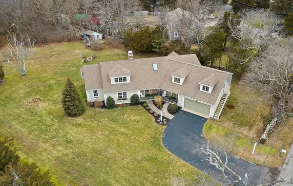 9 Cedar Acres Rd, Marshfield, MA 02050