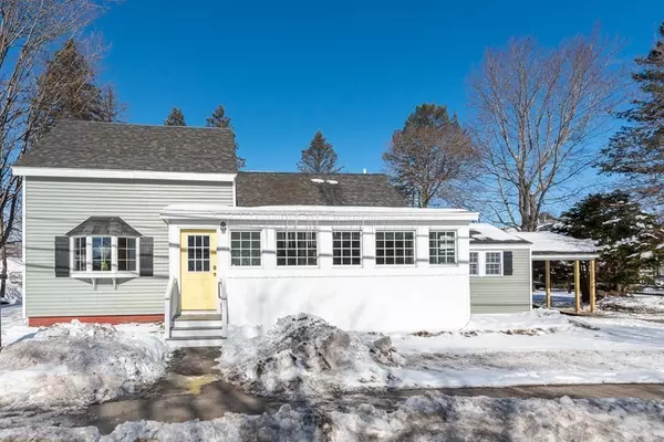 34 Tarbell St, Pepperell, MA 01463