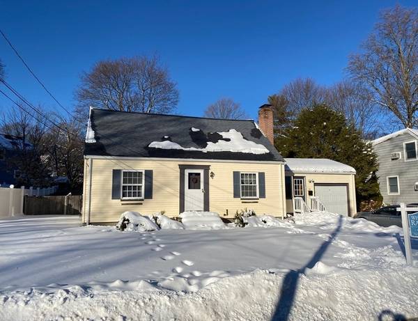 38 Ledgelawn Ave, Lexington, MA 02420