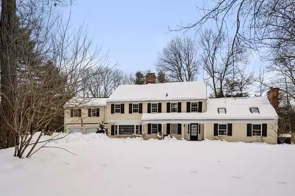 9 Highland Cir, Wayland, MA 01778