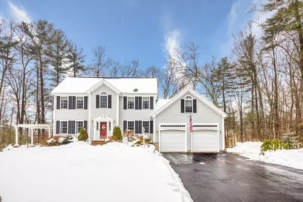 62 Chestnut Rd, Tyngsborough, MA 01879