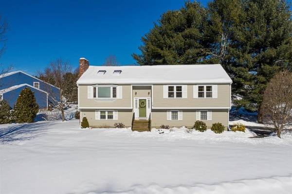 114 Indian Meadow Dr, Northborough, MA 01532