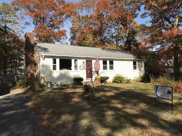 19 Shipwreck Dr, Mashpee, MA 02649