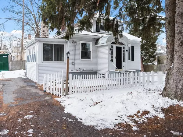 26 High St, North Attleboro, MA 02760