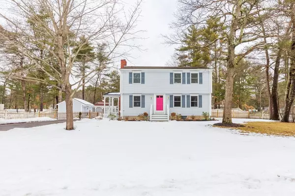 66 Old Farm Rd, Mansfield, MA 02048