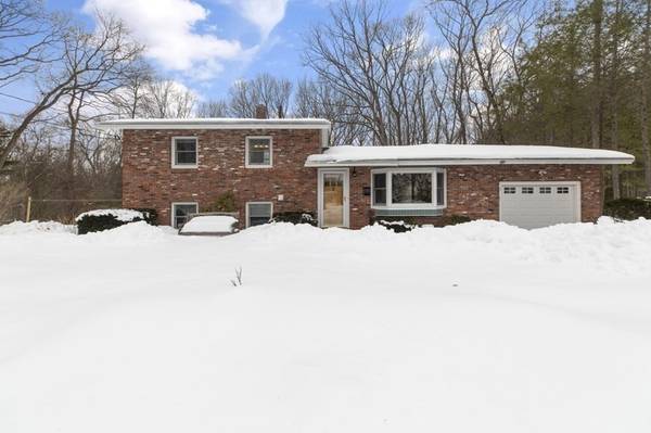 2 Spring Lane, Framingham, MA 01701