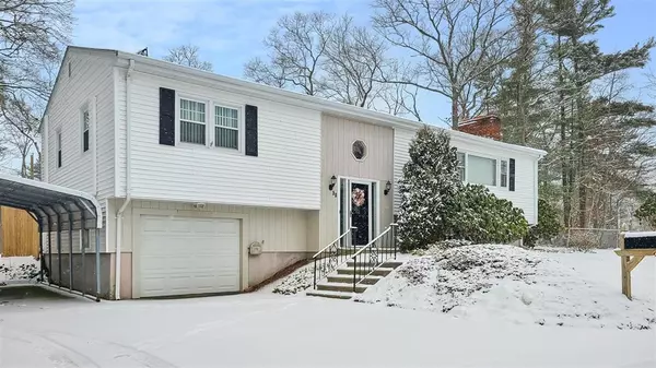 56 Sherbrooke Rd, Dartmouth, MA 02747