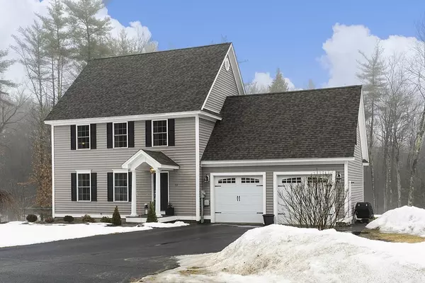 53 Colt Ln, Epping, NH 03042